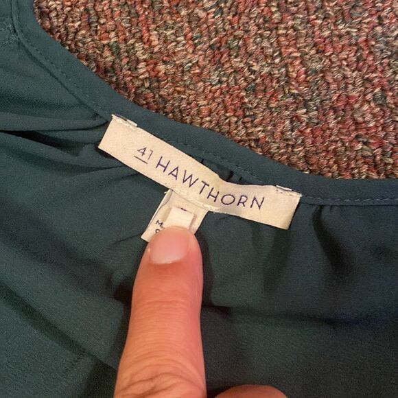 41 hawthorn medium green blouse - Picture 7 of 7